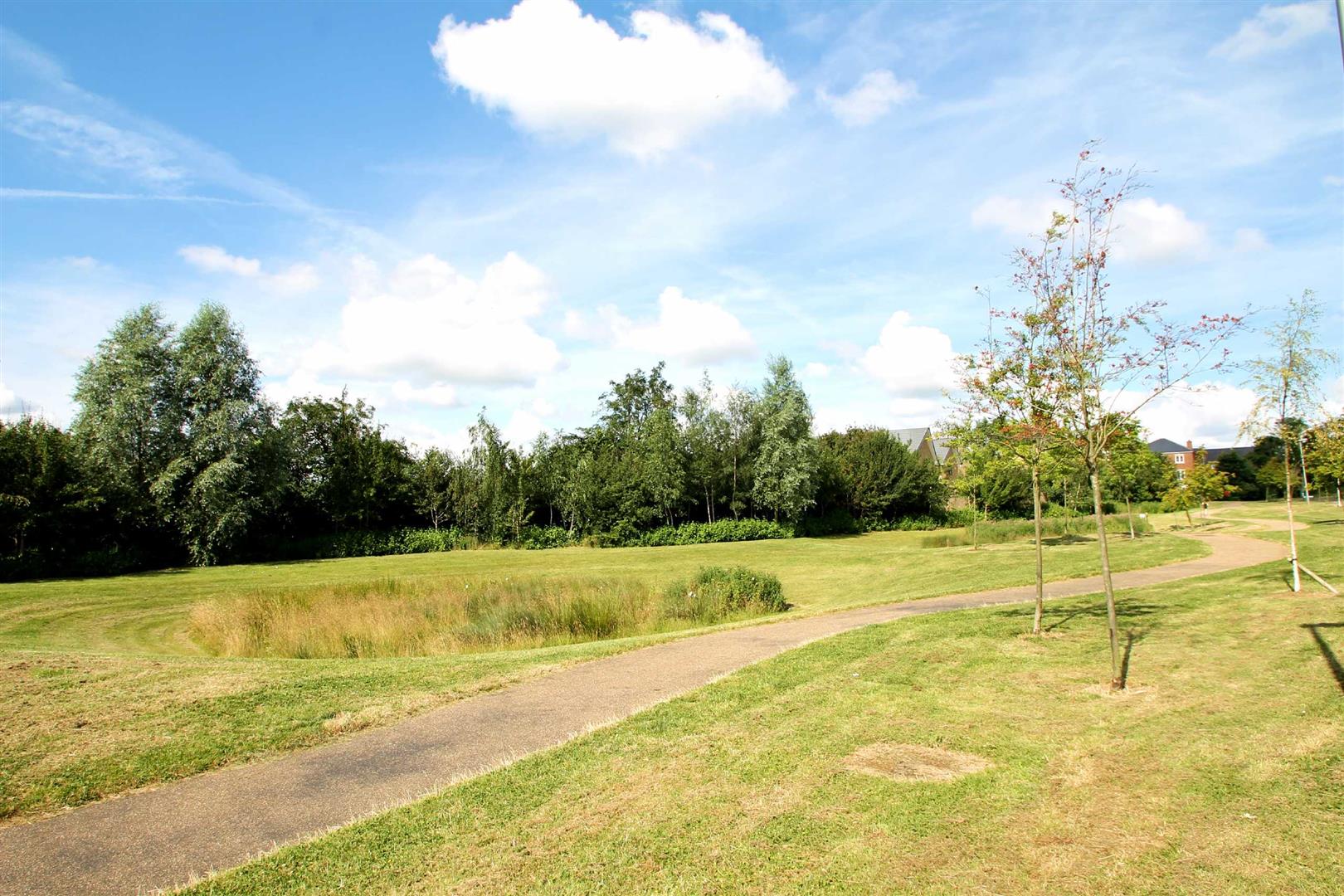 Harlow Crescent, Oxley Park, Milton Keynes